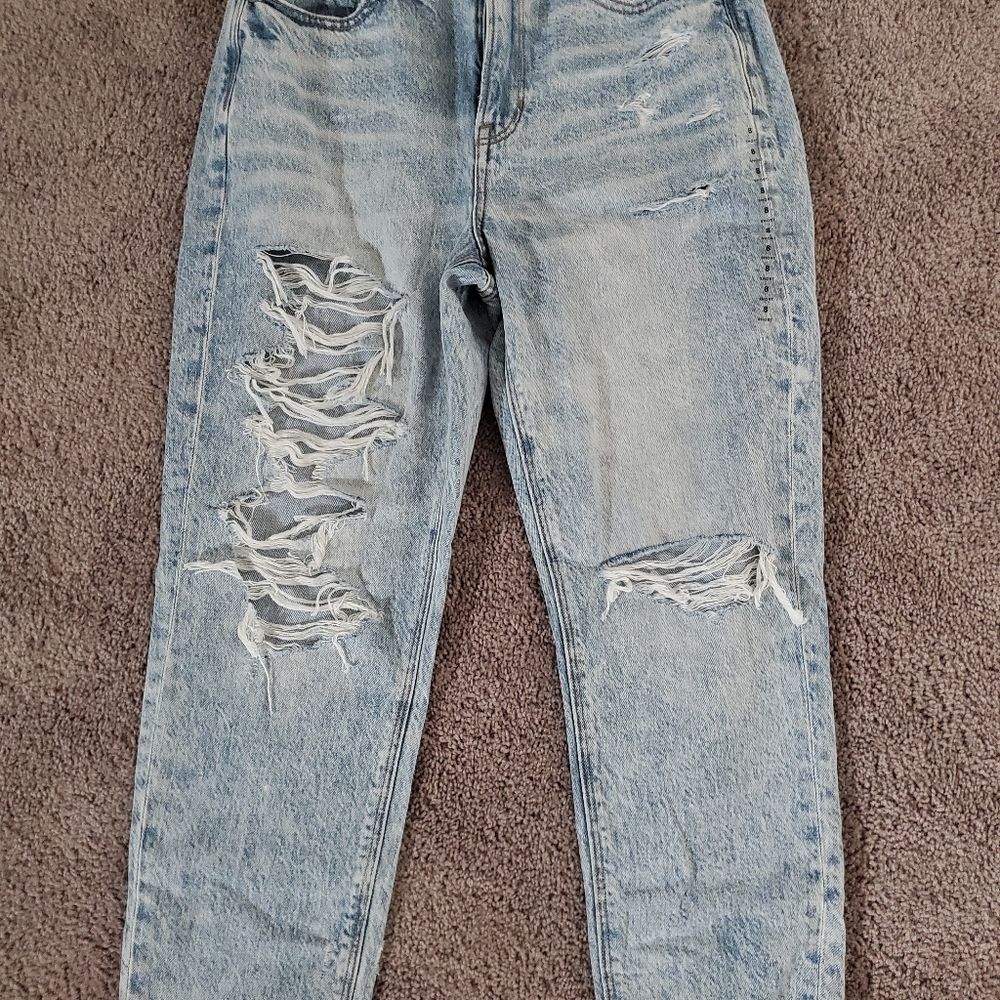 AE Mom jeans